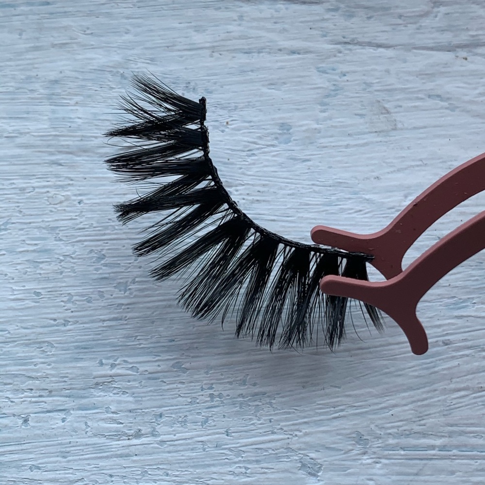 Lashes